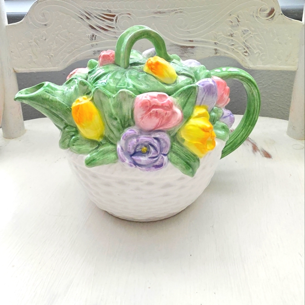 Teapot With Tulips